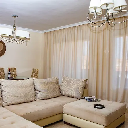 Cozy In Playa De La Arena